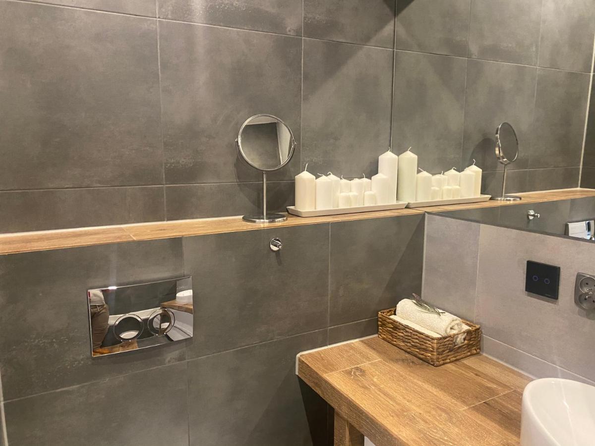 Apartament Centrum- Art&Design Konin  Bagian luar foto