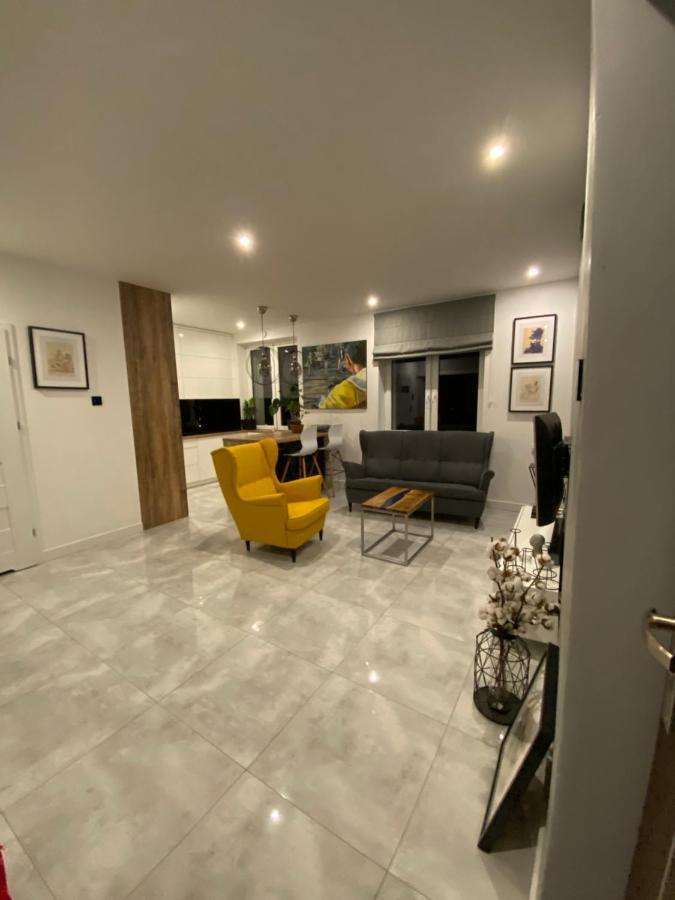 Apartament Centrum- Art&Design Konin  Bagian luar foto