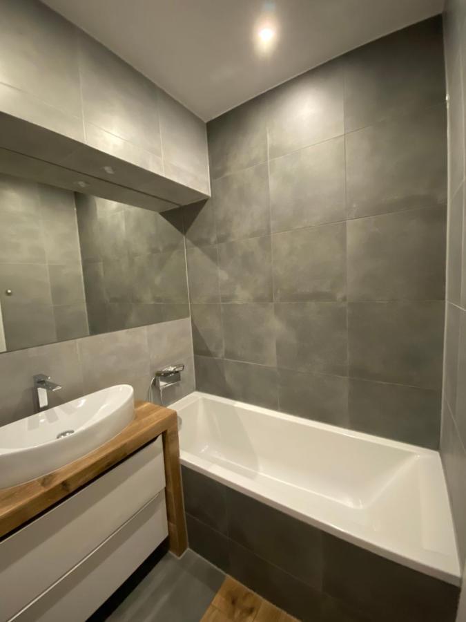 Apartament Centrum- Art&Design Konin  Bagian luar foto